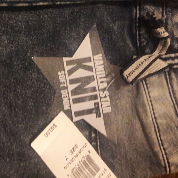 Jeans - Picture 2 of 2